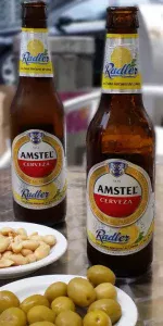 cerveza baja en alcohol amstel radler